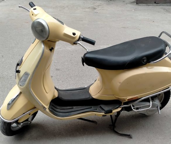 Vespa Scooter 2012 Model in Mint Condition