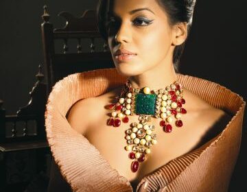 Royal Indian Jewellery in Tamil Nadu | Krsala.com