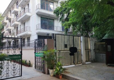 Safe and Secure PG For Girls Near Moolchand Metro Station, Delhi