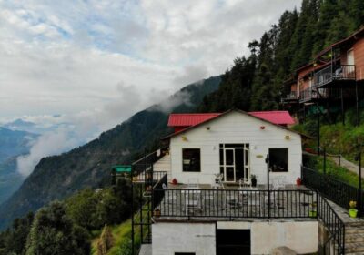 What Are The Best Places To Stay in Dalhousie? | Aaroham Resorts