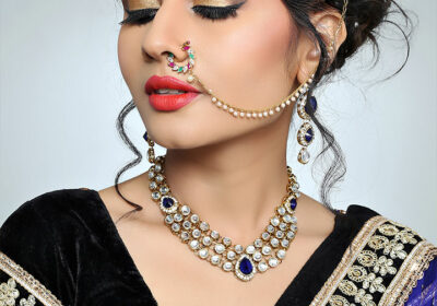 Professional Makeup and Hairstyling Artists in Hyderabad | BookingMyna