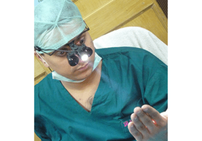 dr-anish-gupta-urologist-delhi