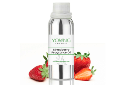 Strawberry Fragrance Oil | The Young Chemist