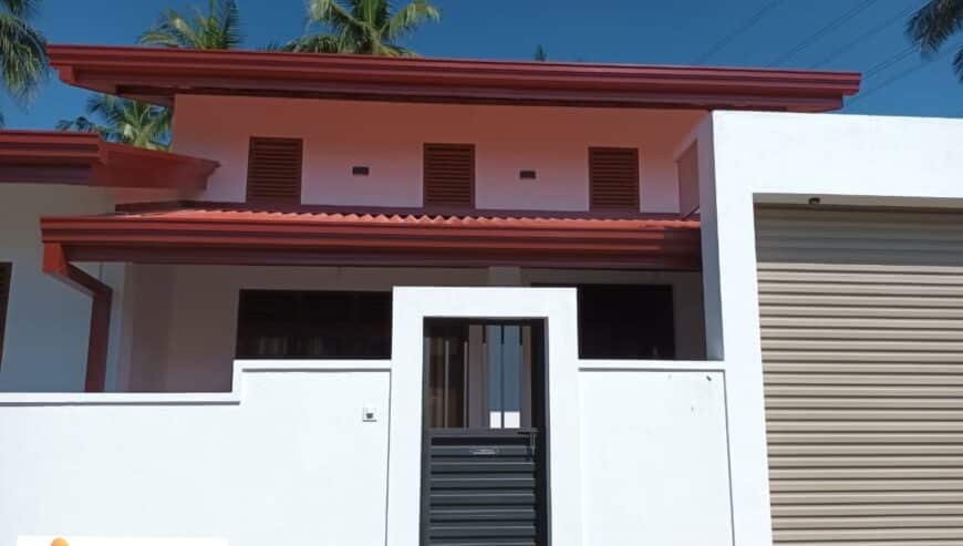 House For Sale Immediately in Athurugiriya, Sri Lanka