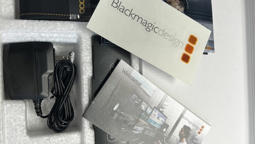 Blackmagic Design Pocket Cinema Camera 4K Full Bundle