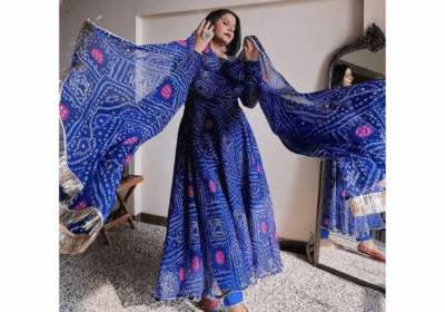 The Beauty and Elegance of Jaipuri Cotton Kurtis Buy Online | Swetvastra.com