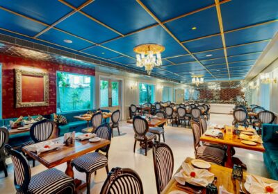 Best Restaurants in Udaipur Near Fateh Sagar Lake | Hotels with Bar in Udaipur | Kaner Bagh