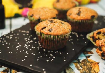 Learn to Bake Eggless Muffins with Chocolate Chips | AnyBodyCanBake.com