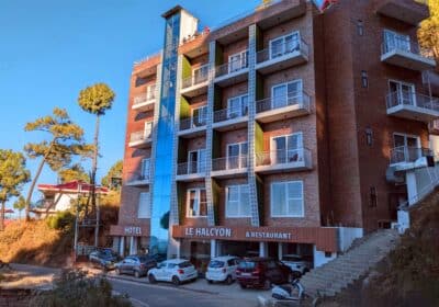 Top 10 Best Hotels in Solan | Home Stay Near Solan | Hotel Le Halcyon