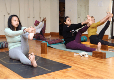 No.1 Yoga Teacher Training Centre in Rishikesh | Rishikesh Adiyogi