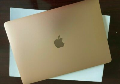 Apple MacBook Air 13.3″ (256GB SSD, M1 8-Core, 16GB) Laptop – Rose Gold (2020)