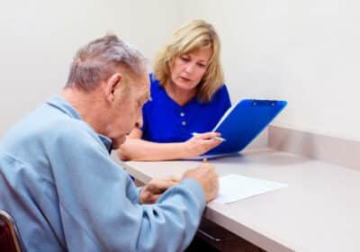 Affordable Care Plans For At-Home Care in Dallas | Home Care Assistance
