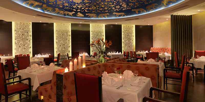 Luxurious Hotel in Jaipur | Hotel Royal Orchid