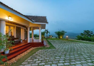 Best Vacation Rentals Near Me in Kerala | Bcalm Vacation