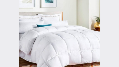 Down-Alternative-Comforter