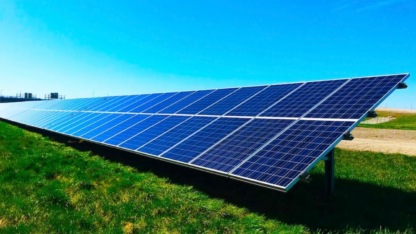 Solar-Panels-and-Inverters-For-Reliable-Renewable-Energy