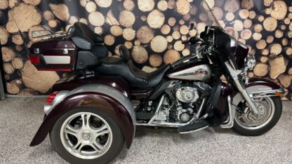 2007-Harley-Davidson-FLHTCU-Ultra-Classic-Electra-Glide