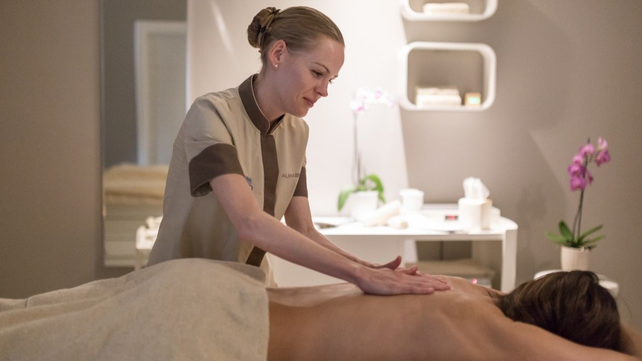 Experience Ultimate Body Massage at Ella Spa Ambernath