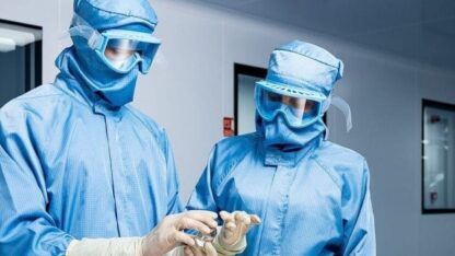 Cleanroom-Suits-Lindstrom