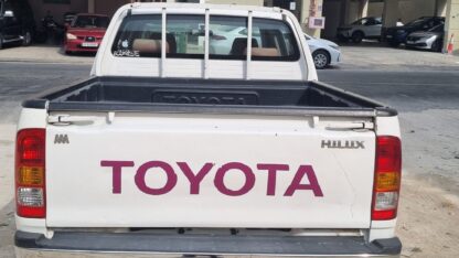 TOYOTA-HILUX-PICK-UP-2009