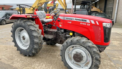 Massey-Ferguson-245-DI-4WD-46hp-4