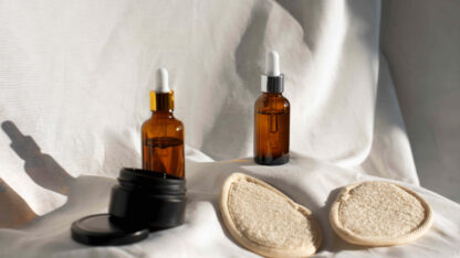 close-up-skin-regeneration-produ-1