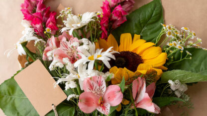 top-view-bouquet-