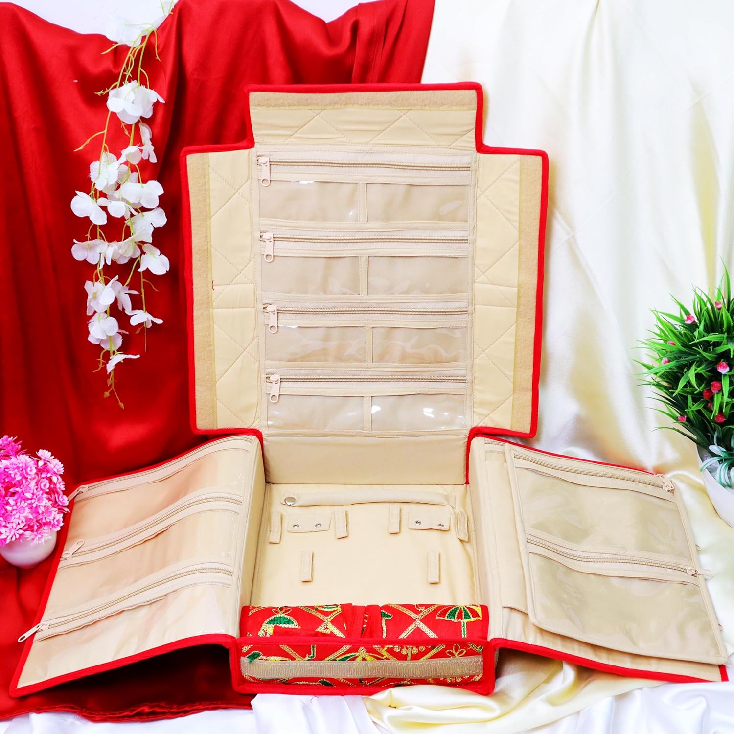 Elegant Jewelry Pouch For Women – Keep It Safe And Organized