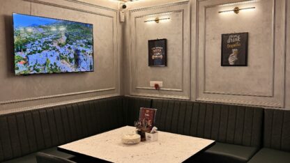 Couple-friendly-bar-in-East-Delhi-Team-Kitchen-Bar-5