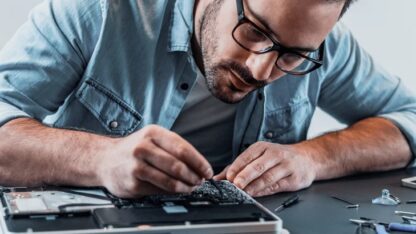 Laptop-Screen-Repair-in-Adelaide