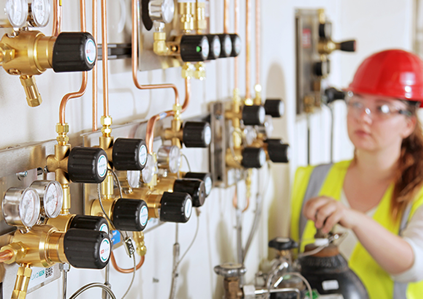 Leading Gas Distribution Network in Ajman | Reliance Gas