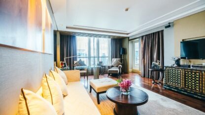 CondoRenovationsinStouffvillebyAltimaKitchenandClosets-1