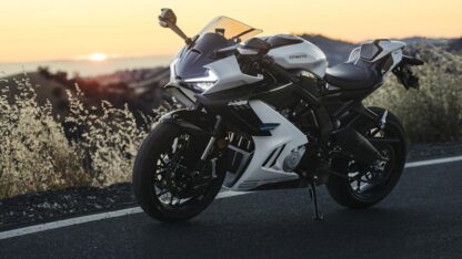 25923461-0-1470841811