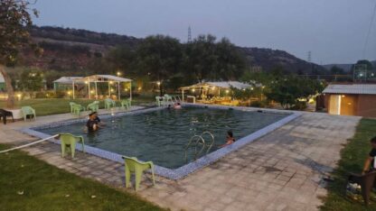 Resorts-Near-Gurgaon-with-Swimming-Pool-1