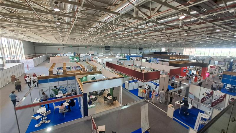 Stand Out at Your Next Expo with Premium Exhibition Setups!