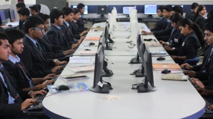 53930199_2385808031439123_235749101315031040_n