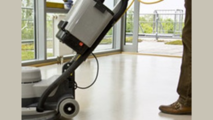 Floor-Stripping-Services-in-Miami-BICAZA