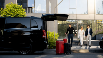 Hotel-guest-chauffeur-Dubai-Dizin-Black-Diamond