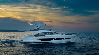yacht