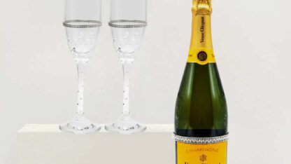 veuve-clicquot-flutes-wedding-set-700