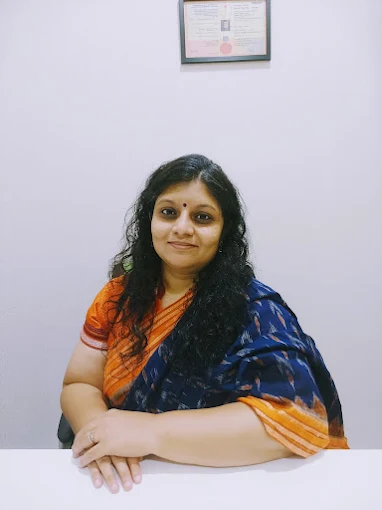 Laparoscopic Gynecologist in Navi Mumbai – Dr. Shruti Ugran